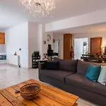 Soul V. House Holiday home Ziparion