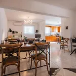 Nyaraló Soul V. House *